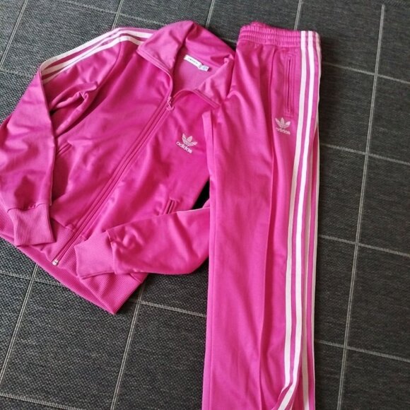 Adidas Tracksuit - Picture 1 of 1